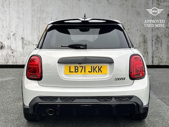 Used MINI Hatch 2021 for sale - 76231677: Photo 4