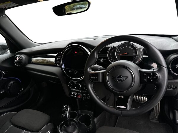 Used MINI Hatch 2021 for sale - 76231677: Photo 8