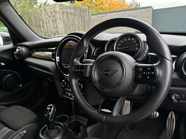 Used MINI Hatch 2021 for sale - 76231677: Photo 9