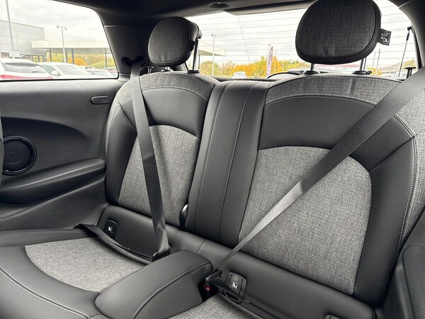 Used MINI Hatch 2022 for sale - 76299347: Photo 16