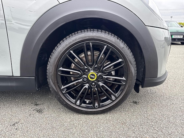 Used MINI Hatch 2022 for sale - 76299347: Photo 6