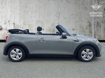 Used MINI Convertible 2022 for sale - 75436830: Photo