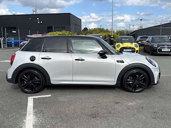 Used MINI Hatch 2021 for sale - 78229234: Photo