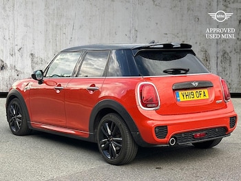 Used MINI Hatch 2019 for sale - 75956507: Photo