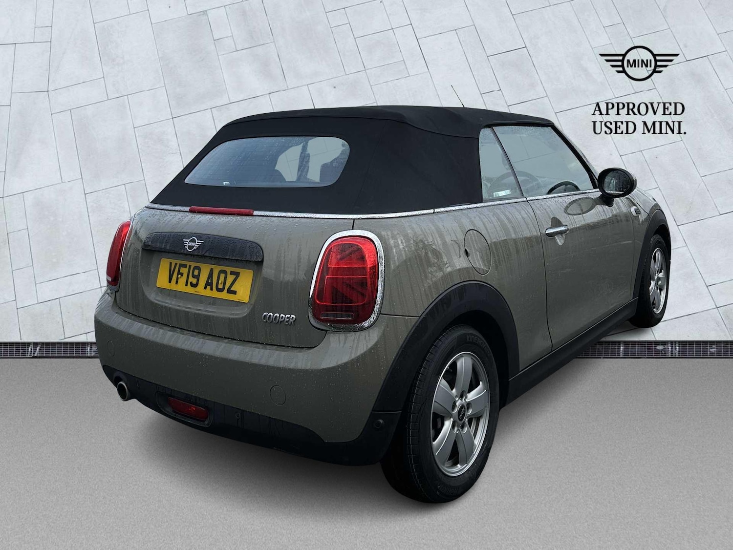 Used MINI Convertible 2019 for sale - 77487382: Photo 4