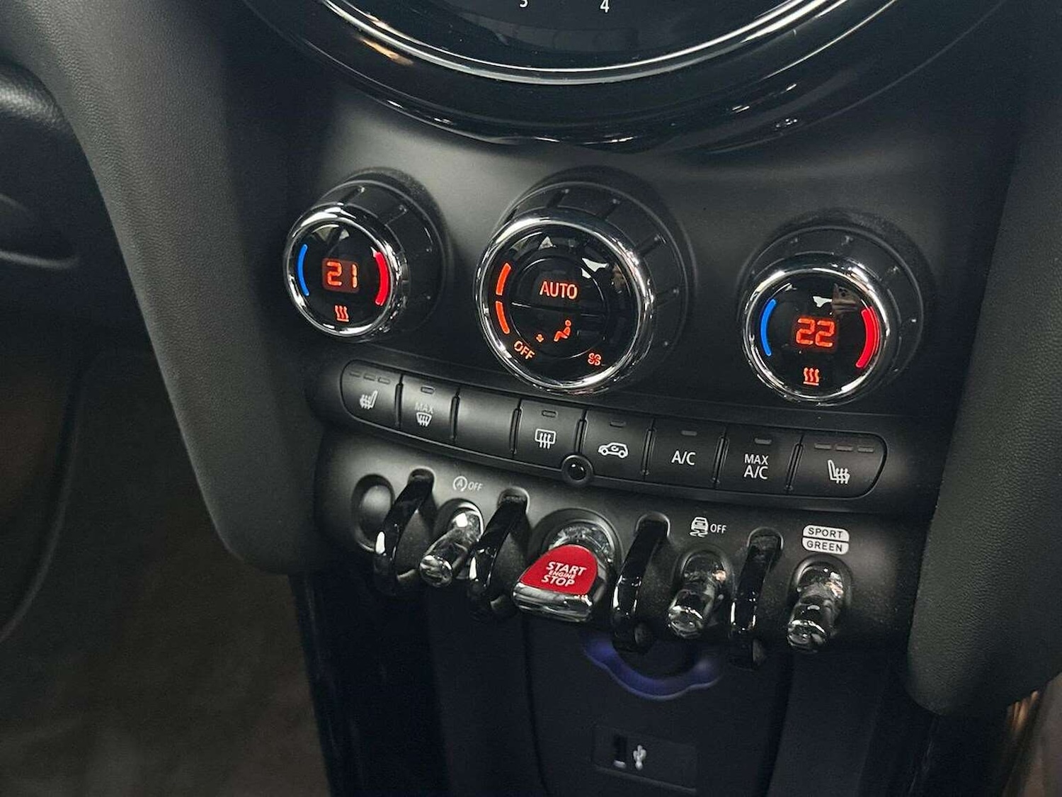 Used MINI Hatch 2022 for sale - 76596363: Photo 12