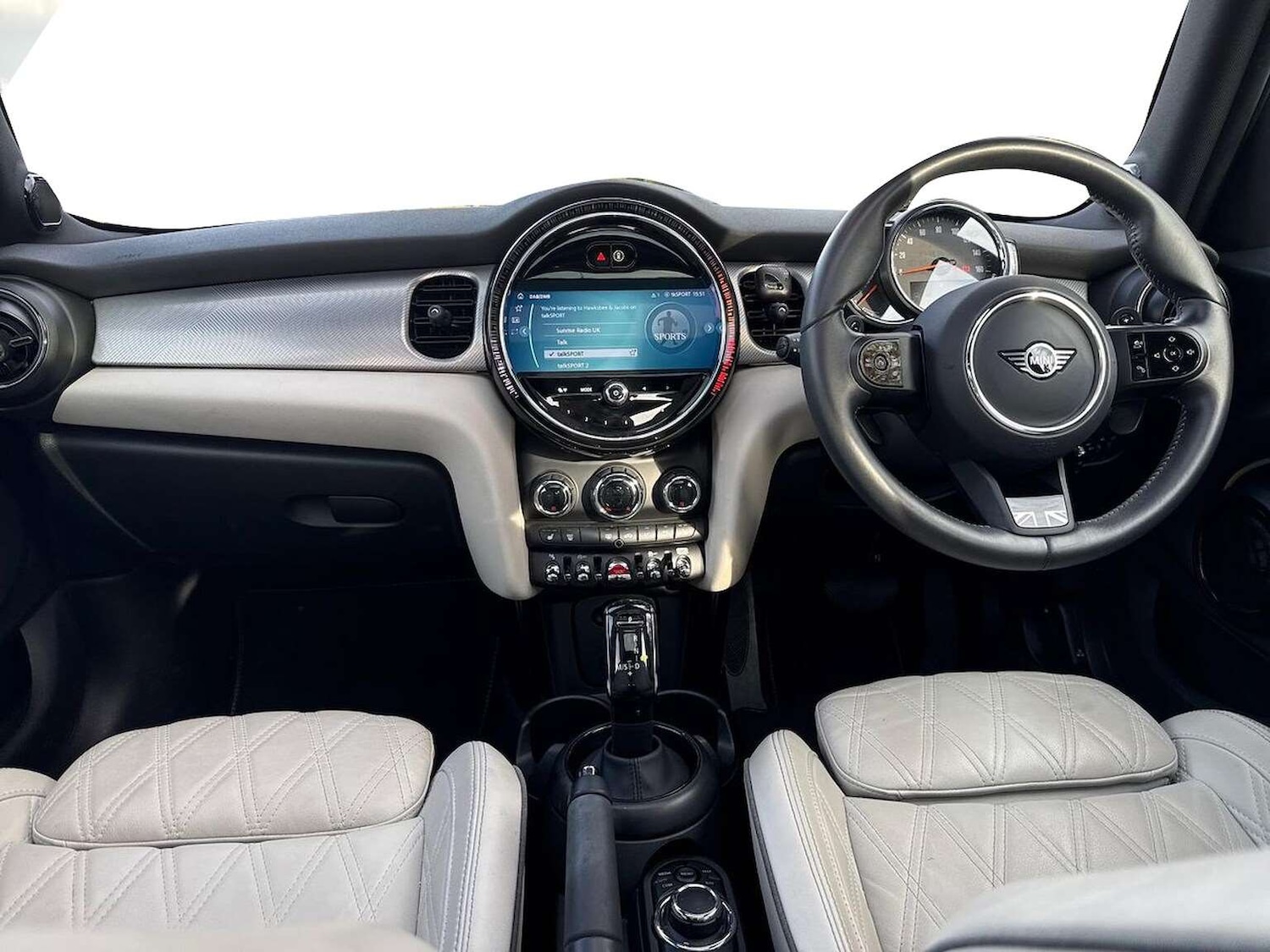 Used MINI Hatch 2023 for sale - 76596378: Photo 7