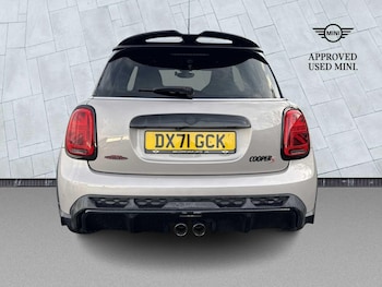 Used MINI Hatch 2021 for sale - 76947029: Photo