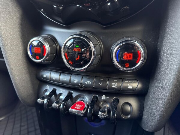 Used MINI Hatch 2019 for sale - 76324695: Photo 12