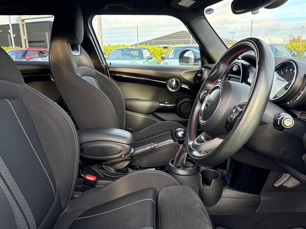 Used MINI Hatch 2019 for sale - 76324695: Photo 21
