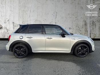 Used MINI Hatch 2019 for sale - 76324695: Photo 3