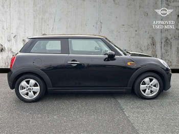 Used MINI Hatch 2017 for sale - 76253705: Photo