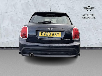Used MINI Hatch 2023 for sale - 76957596: Photo