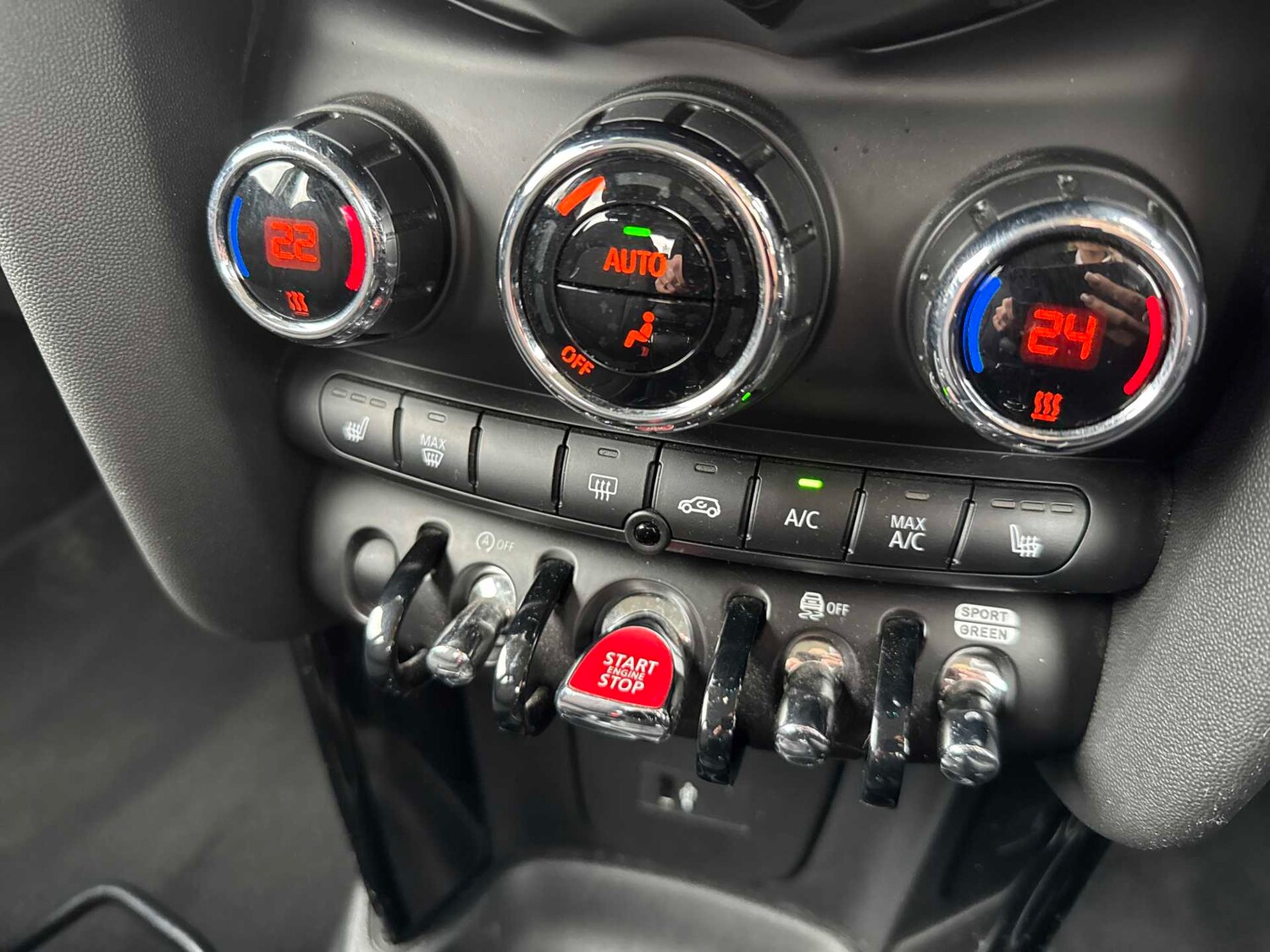 Used MINI Hatch 2022 for sale - 78196219: Photo 12