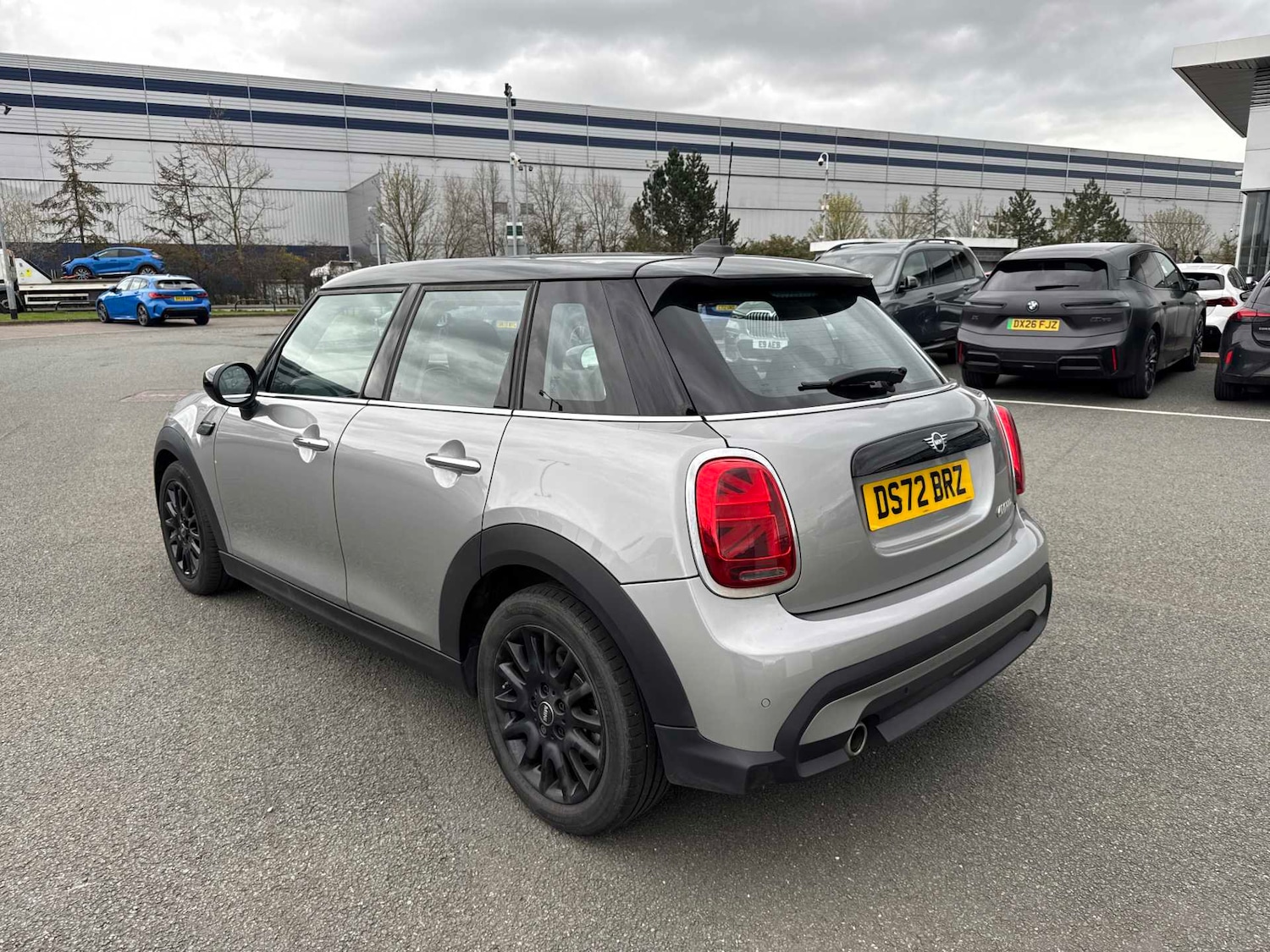 Used MINI Hatch 2022 for sale - 78196219: Photo 2