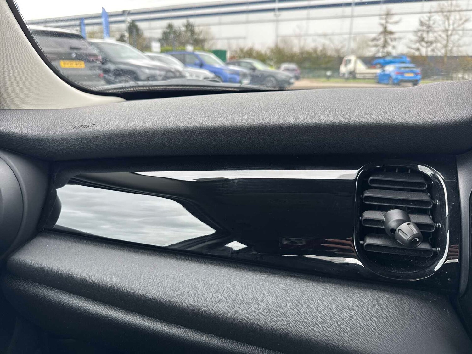 Used MINI Hatch 2022 for sale - 78196219: Photo 24