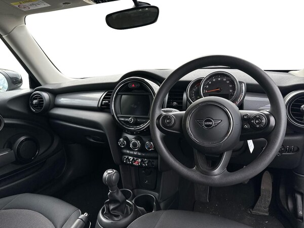 Used MINI Hatch 2021 for sale - 76115527: Photo 9