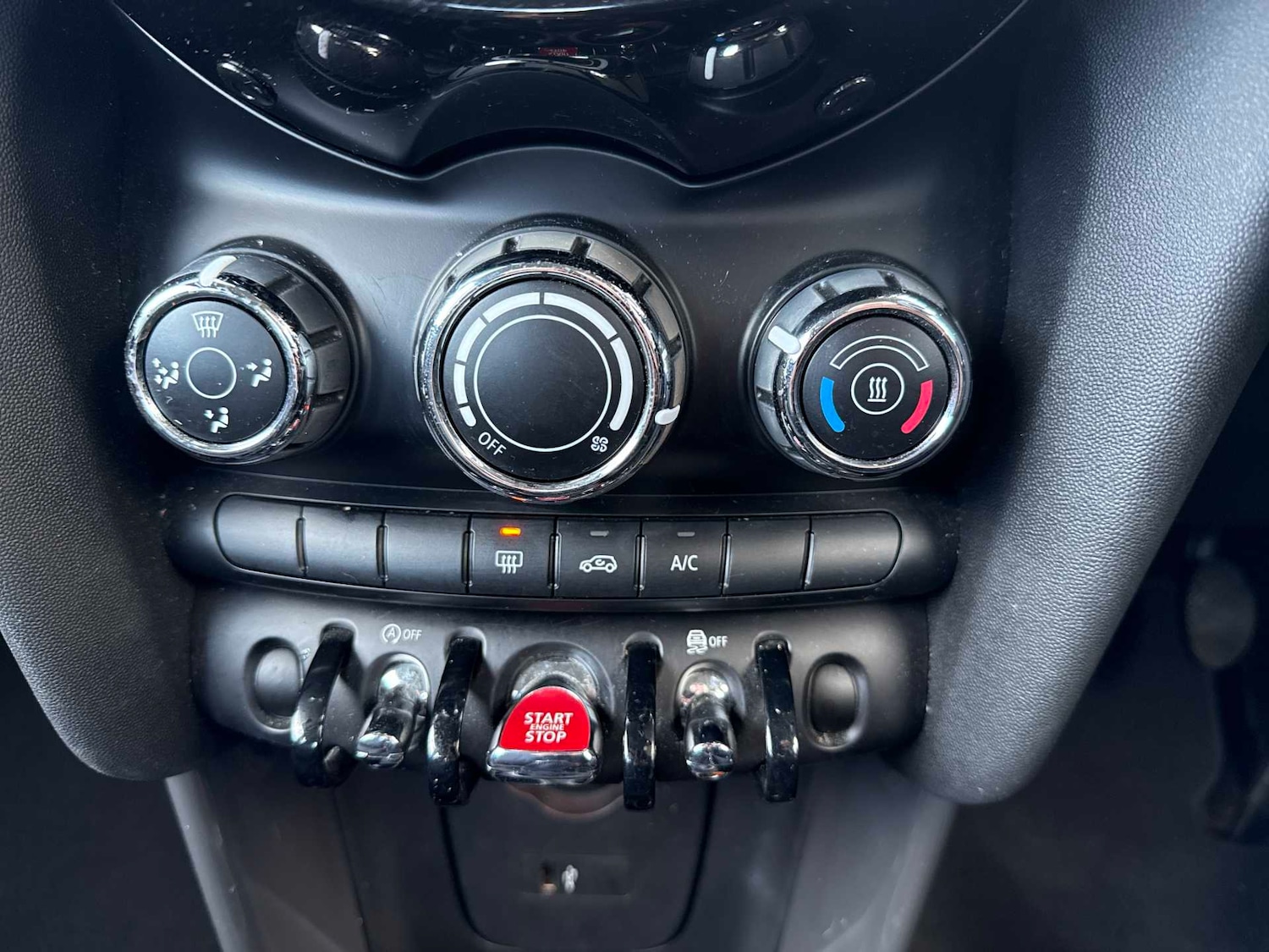 Used MINI Hatch 2019 for sale - 76777303: Photo 12