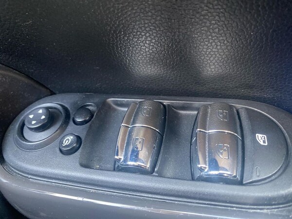Used MINI Hatch 2018 for sale - 76299350: Photo 21