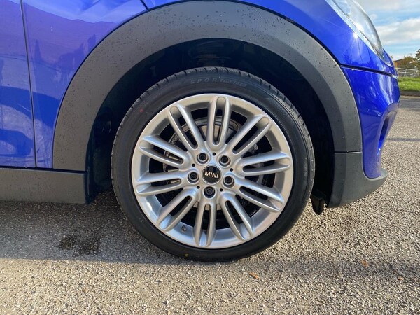 Used MINI Hatch 2018 for sale - 76299350: Photo 6