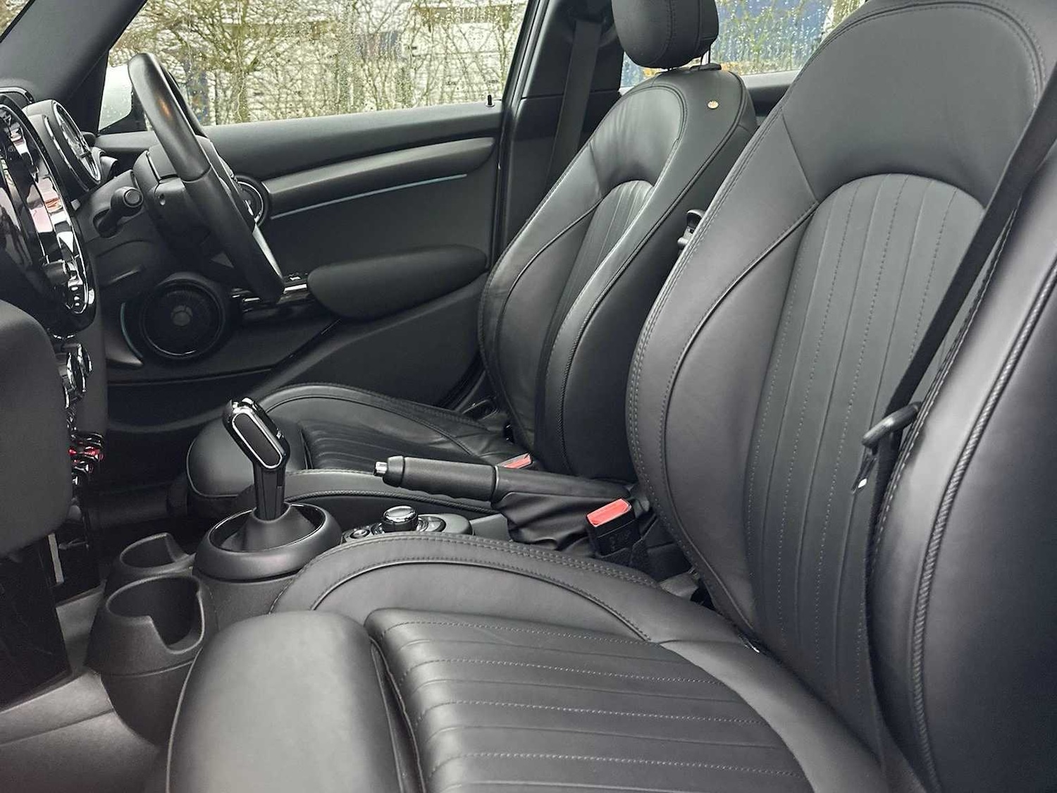 Used MINI Hatch 2022 for sale - 77643844: Photo 8