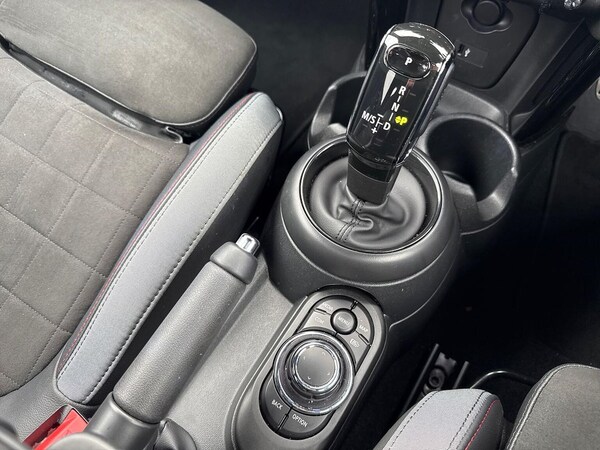 Used MINI Hatch 2023 for sale - 76300821: Photo 13
