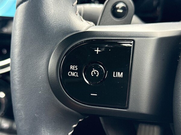 Used MINI Hatch 2023 for sale - 76300821: Photo 25
