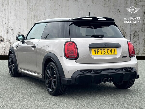Used MINI Hatch 2023 for sale - 76300821: Photo 2