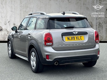 Used MINI Countryman 2019 for sale - 76149642: Photo 2