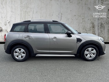 Used MINI Countryman 2019 for sale - 76149642: Photo 3