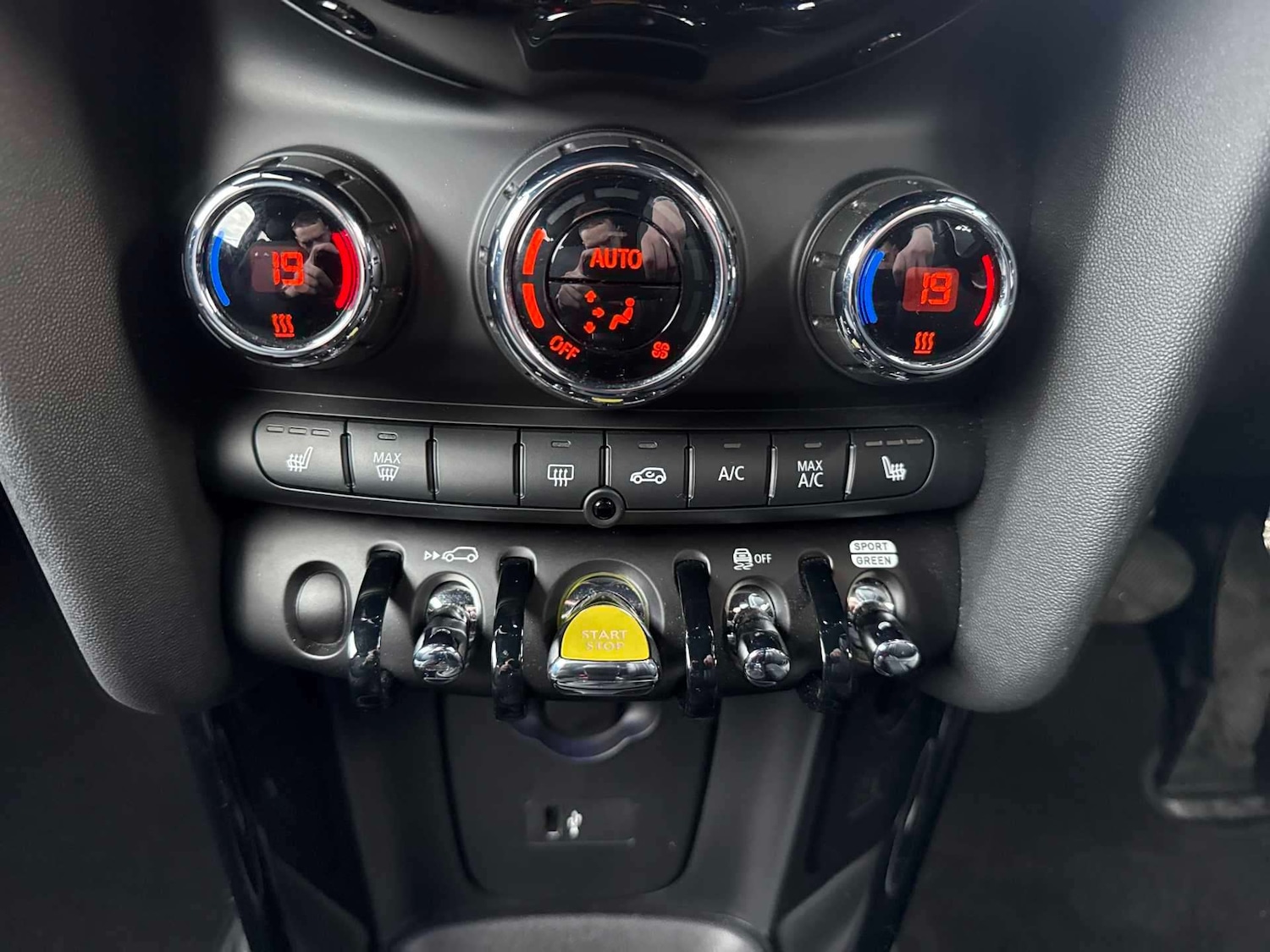 Used MINI Hatch 2022 for sale - 76974576: Photo 12