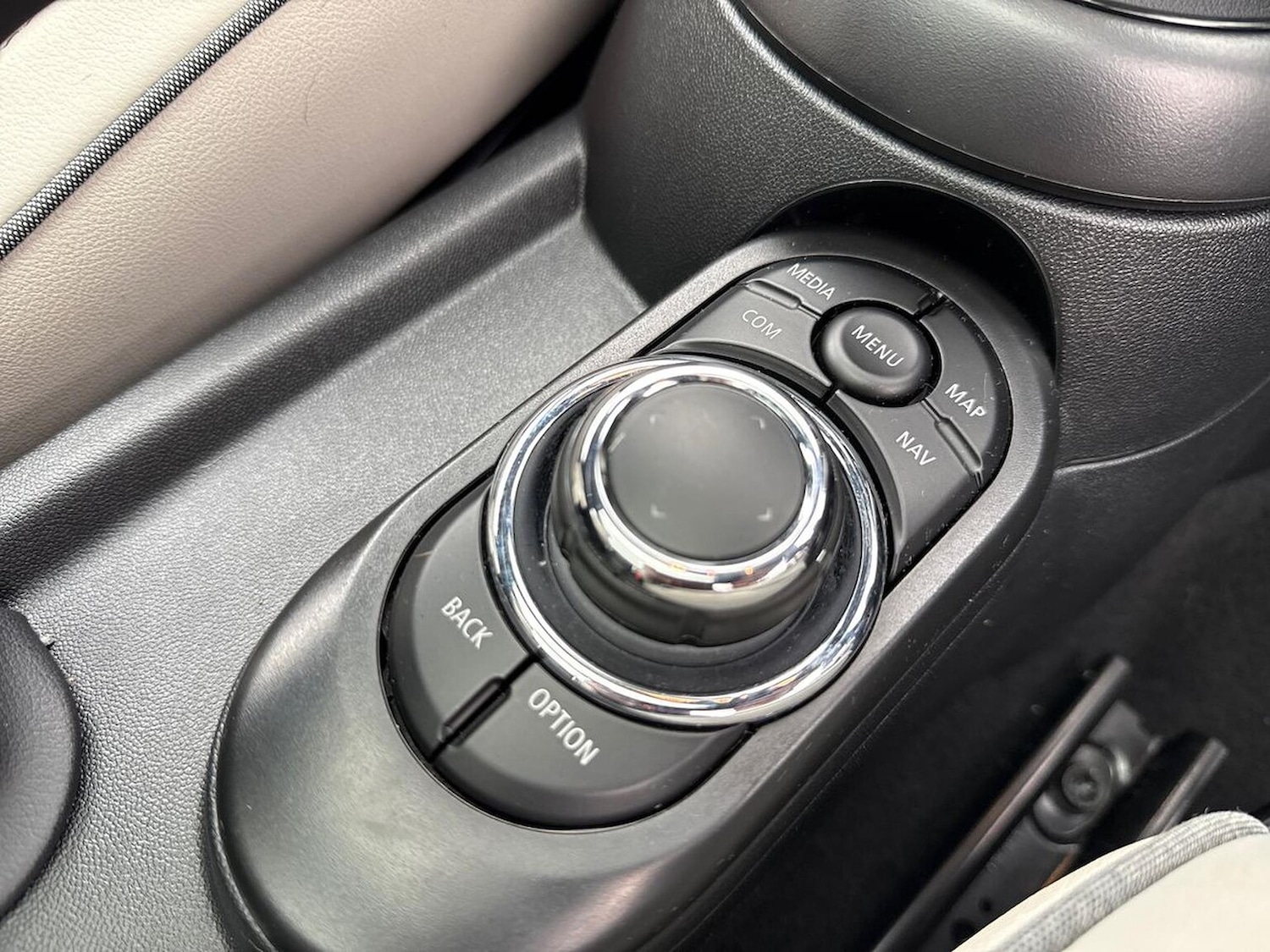 Used MINI Hatch 2024 for sale - 76450520: Photo 13