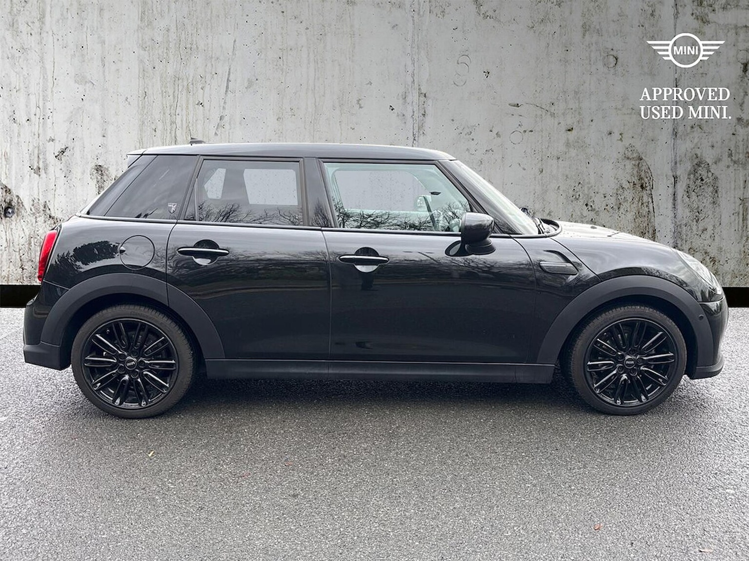 Used MINI Hatch 2024 for sale - 76450520: Photo 3