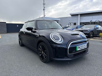 Used MINI Hatch 2023 for sale - 78312078: Photo