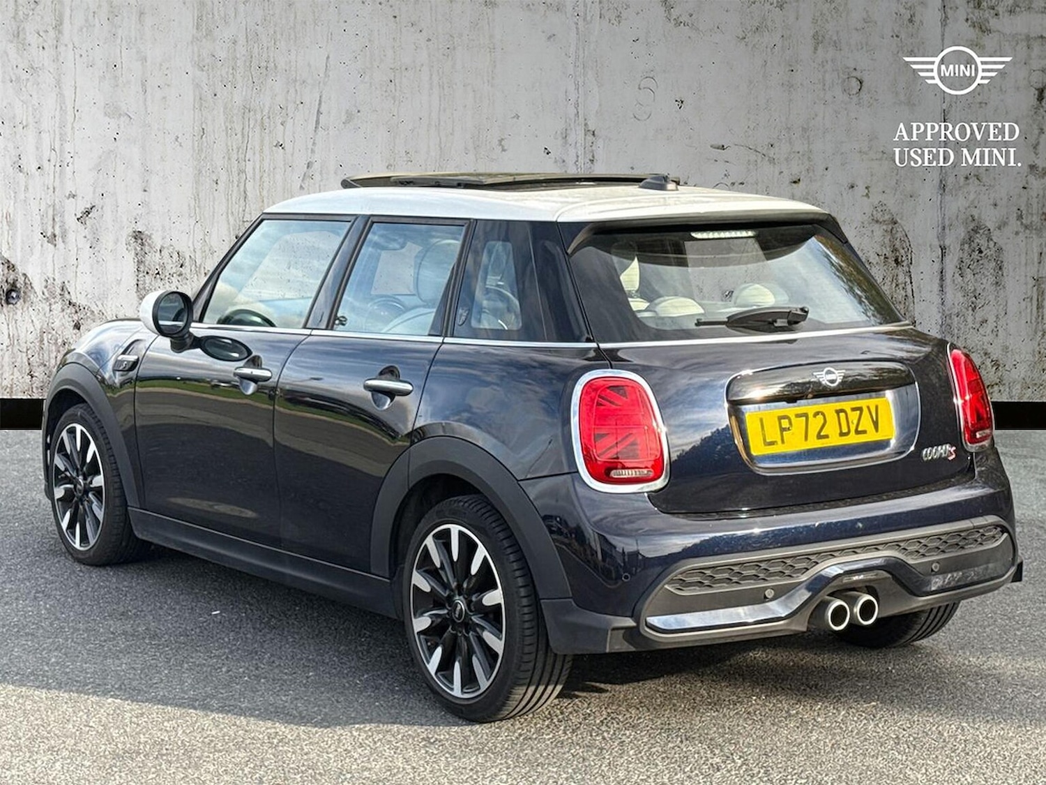 Used MINI Hatch 2023 for sale - 76363381: Photo 2