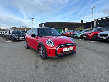 2021 - 1.5 Cooper Exclusive 5Dr Auto