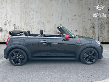 Used MINI Convertible 2023 for sale - 76785202: Photo