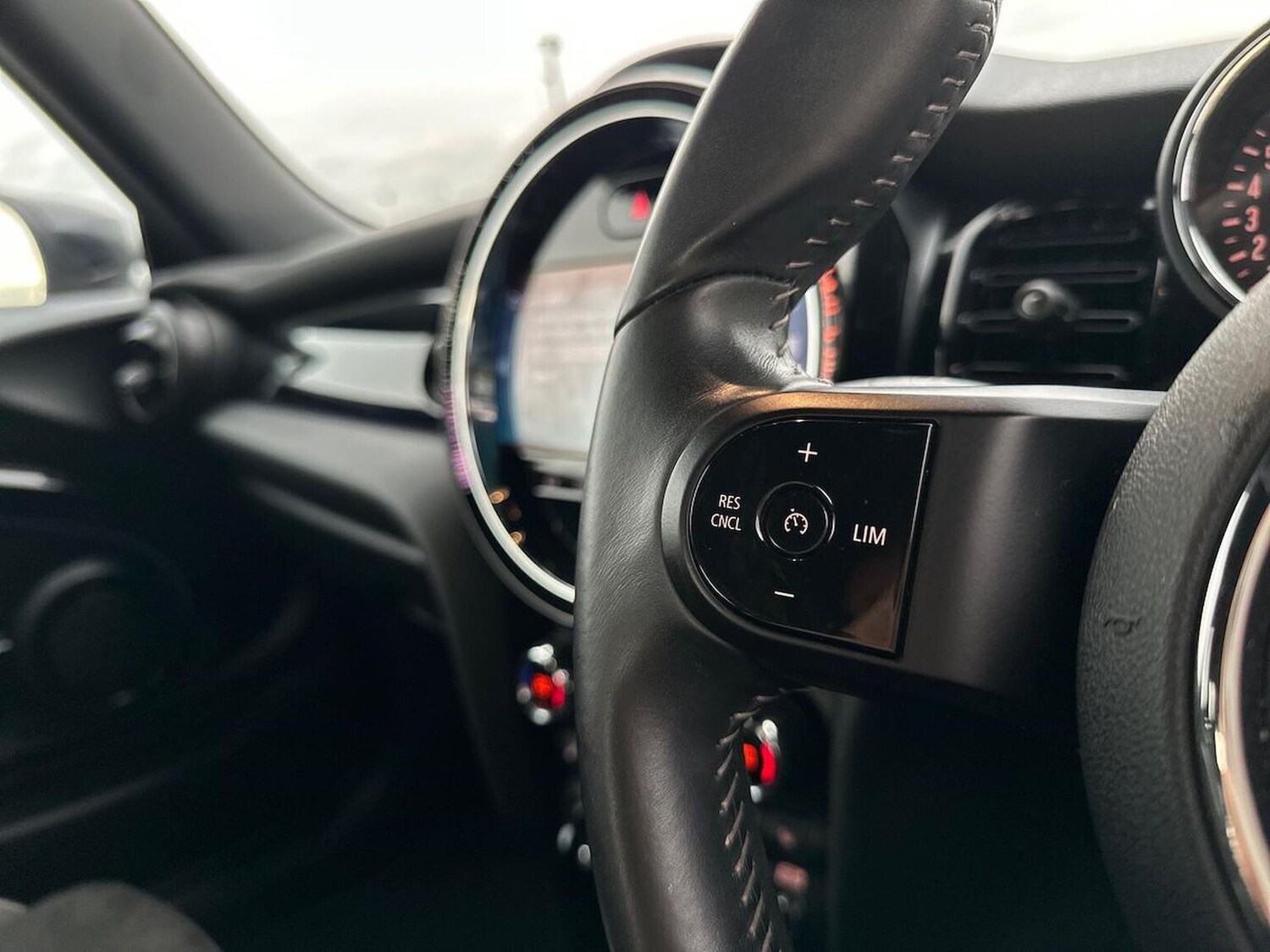 Used MINI Hatch 2021 for sale - 76531431: Photo 25