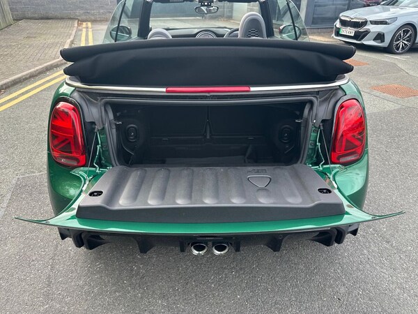 Used MINI Convertible 2024 for sale - 76219210: Photo 17