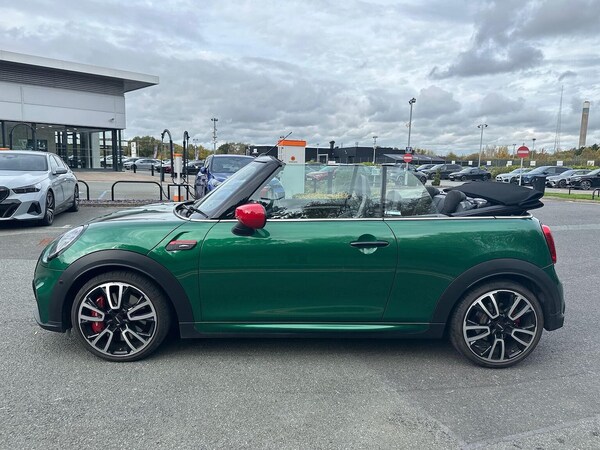 Used MINI Convertible 2024 for sale - 76219210: Photo 19