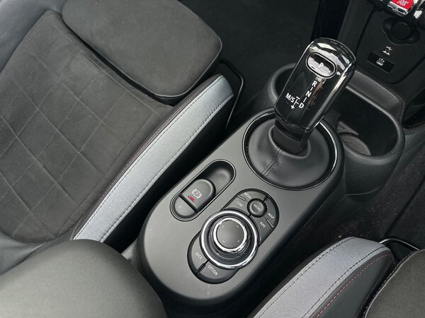 Used MINI Convertible 2024 for sale - 76219210: Photo 22