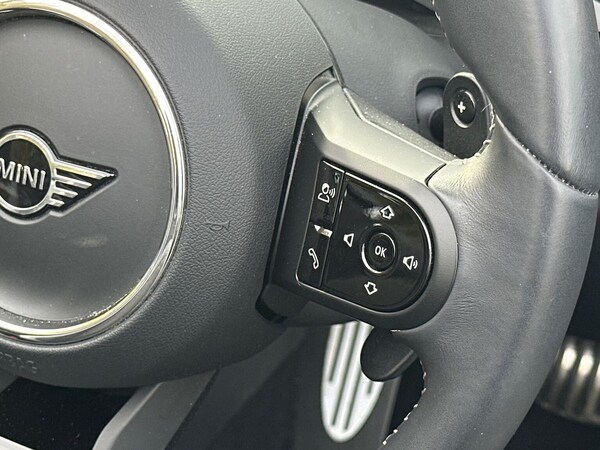 Used MINI Convertible 2024 for sale - 76219210: Photo 26