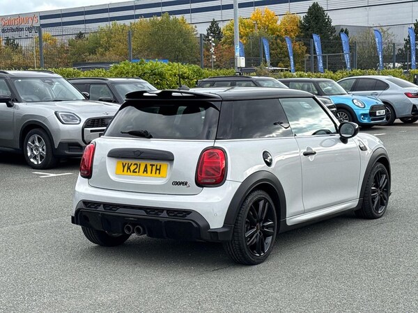 Used MINI Hatch 2021 for sale - 76300818: Photo 18