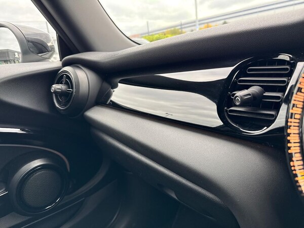 Used MINI Hatch 2021 for sale - 76300818: Photo 24
