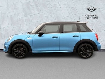 Used MINI Hatch 2019 for sale - 78872063: Photo