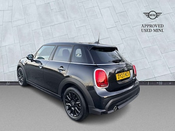Used MINI Hatch 2023 for sale - 77024323: Photo