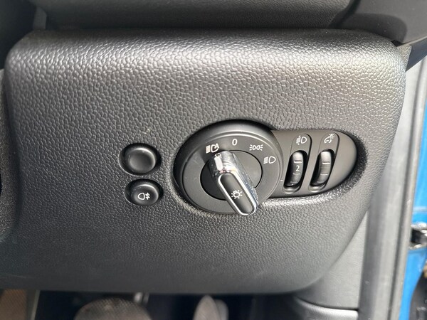 Used MINI Hatch 2023 for sale - 76232792: Photo 27