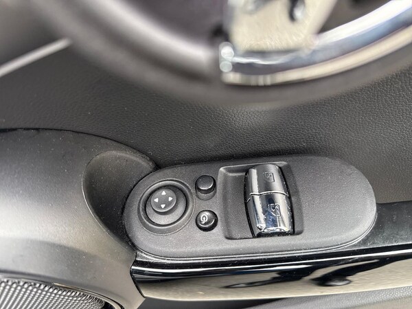 Used MINI Hatch 2023 for sale - 76232792: Photo 30