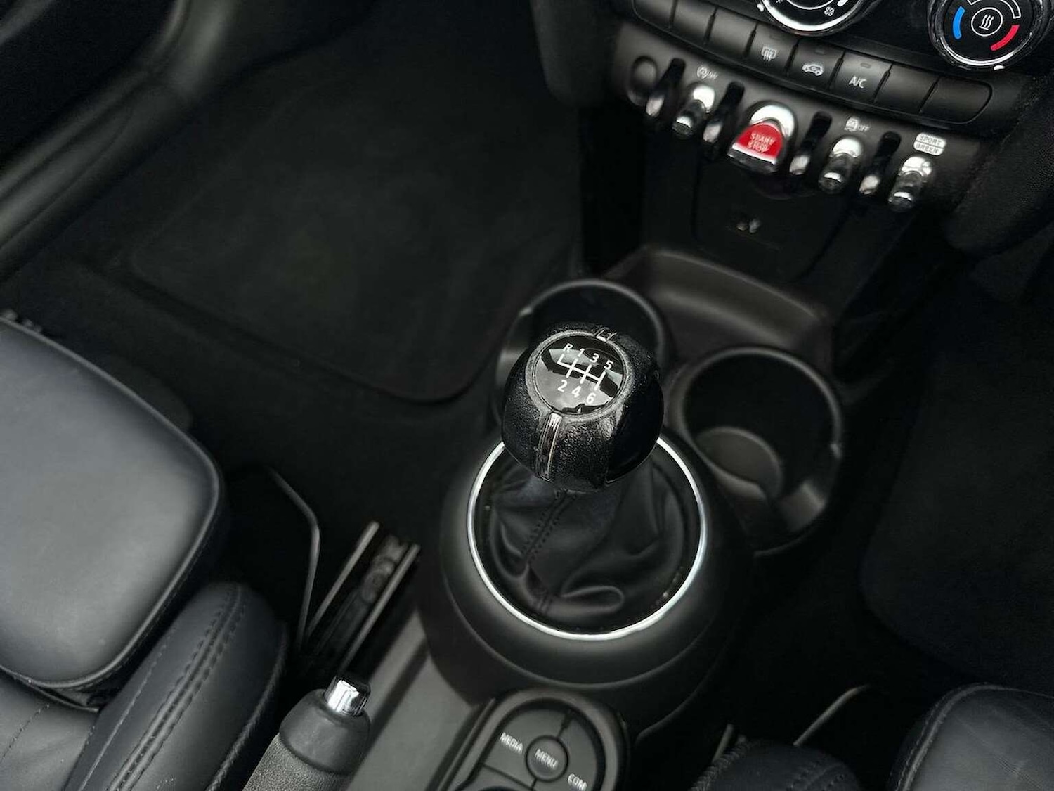 Used MINI Convertible 2019 for sale - 76596395: Photo 23