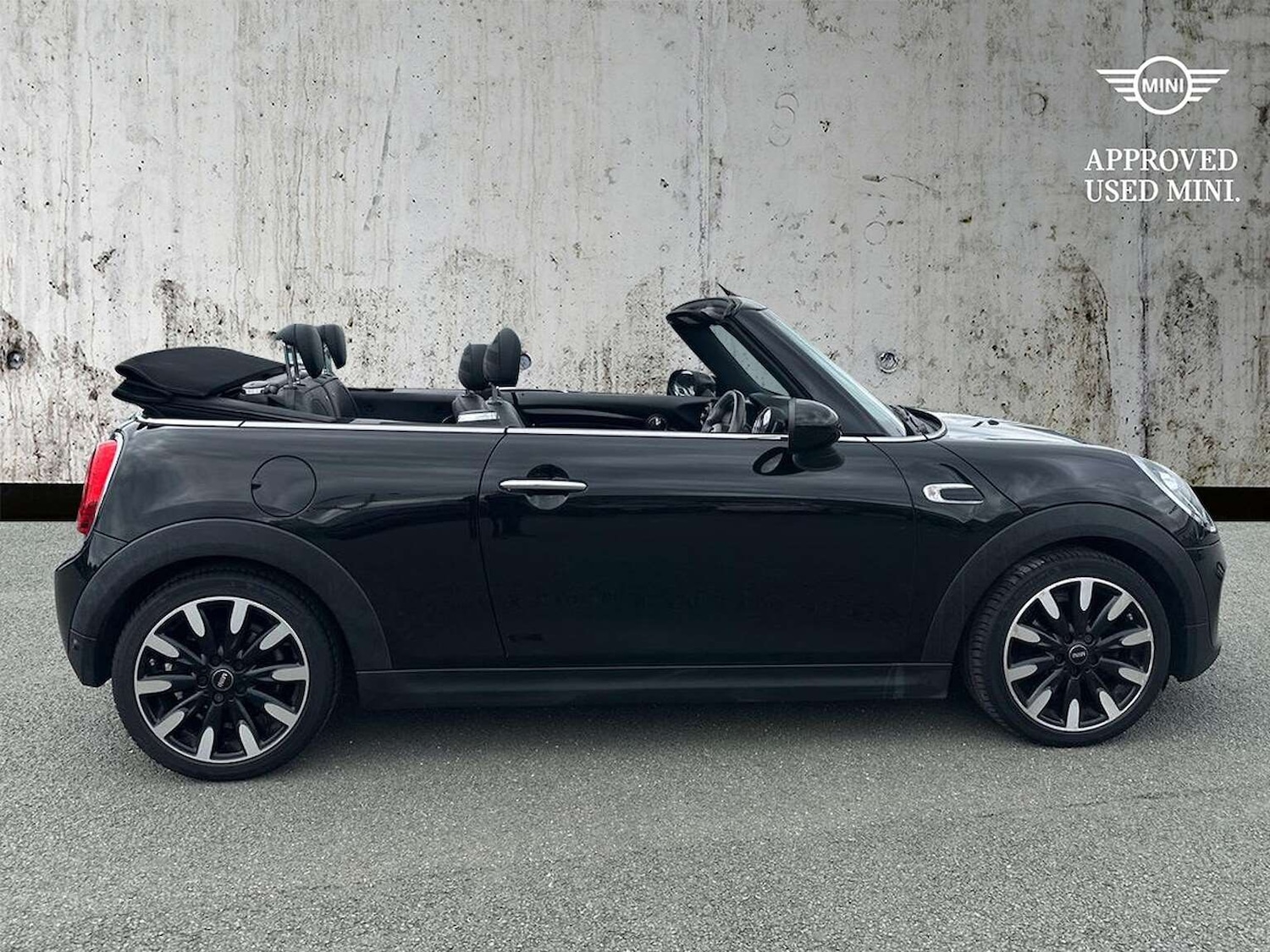 Used MINI Convertible 2019 for sale - 76596395: Photo 4